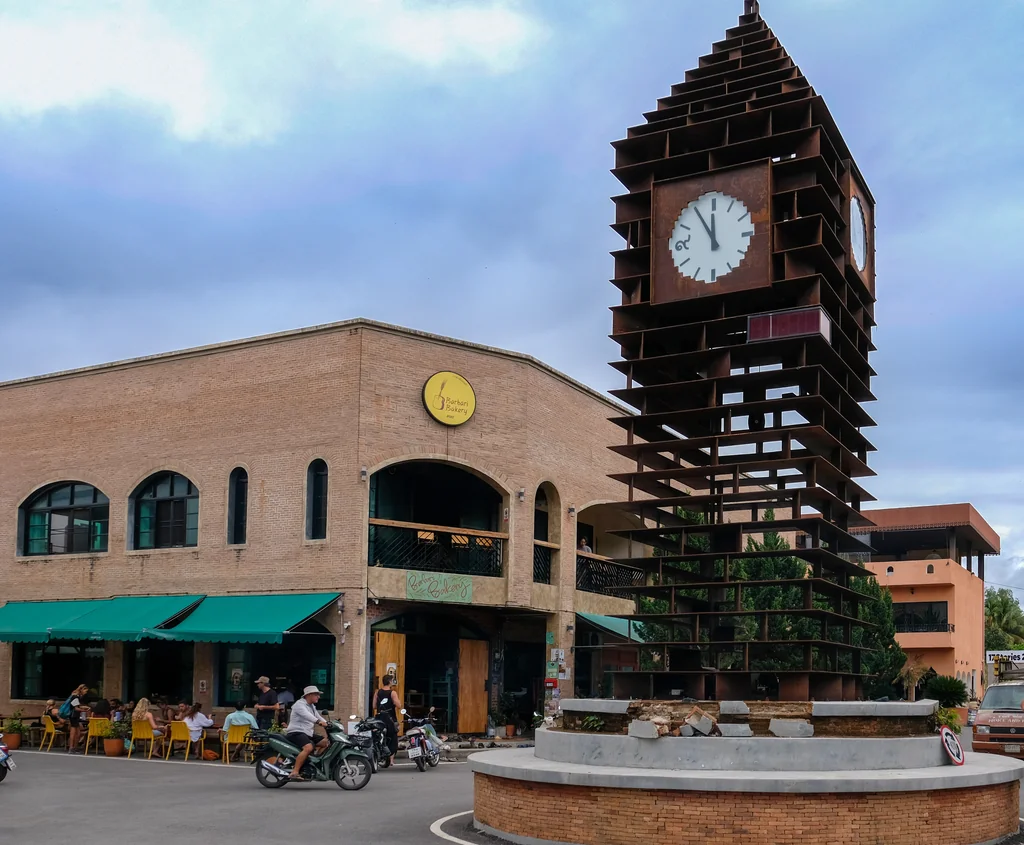 Meeting place by the clock tower · Our landmark
